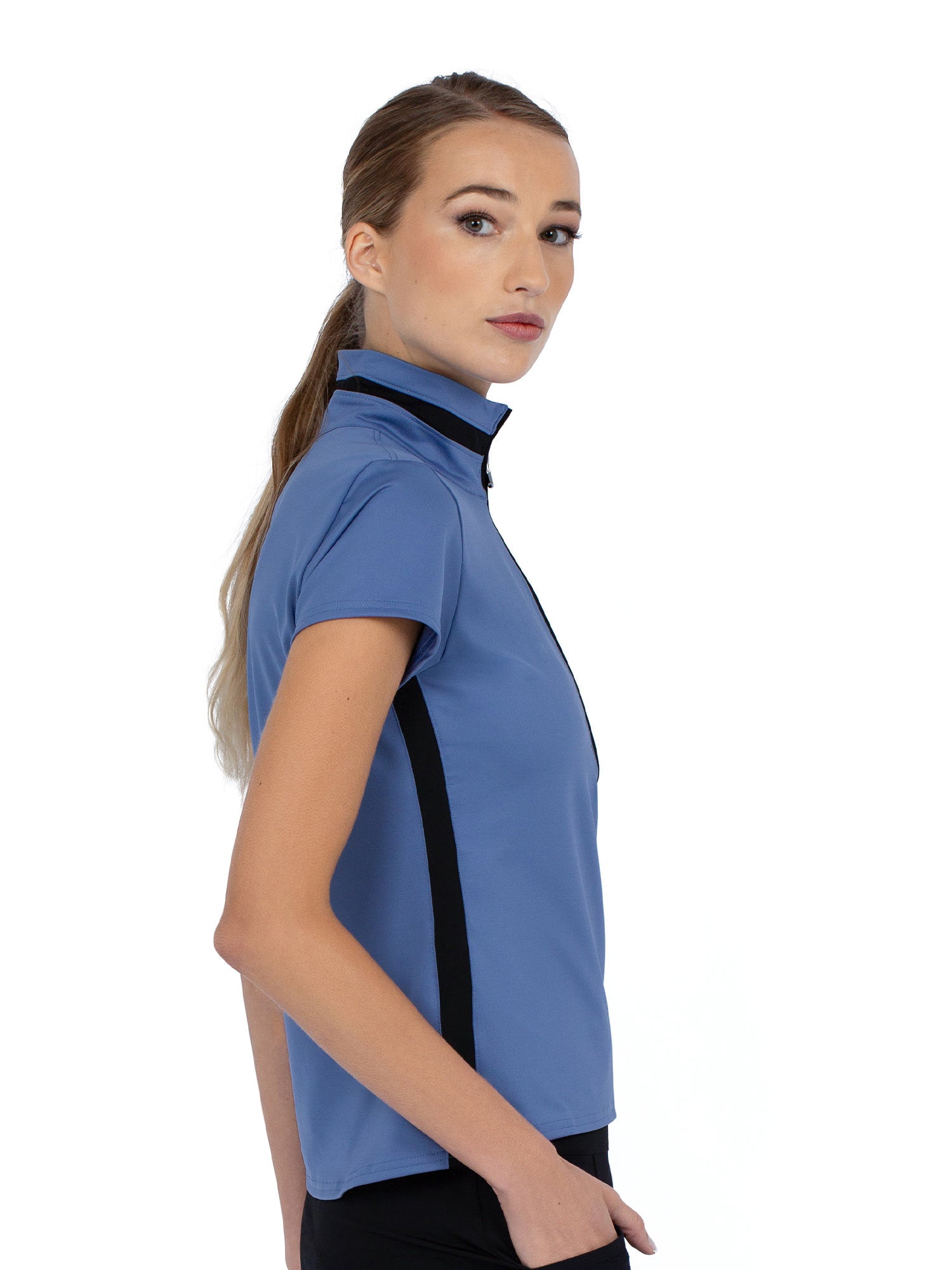 Amelia Short Sleeve Quarter Zip Top - Palladian/Black | Shop Now