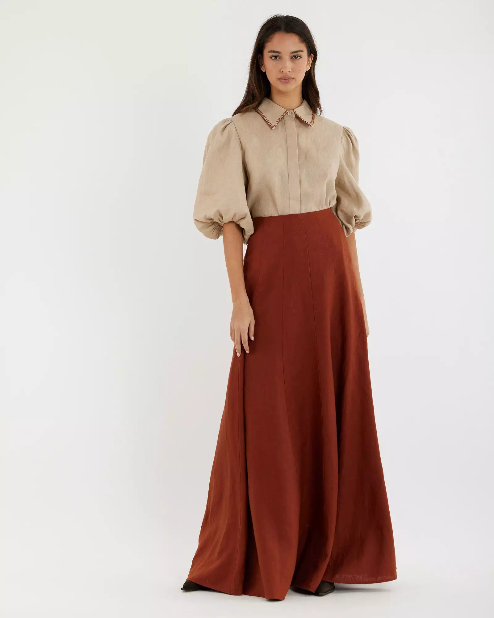 Beatrice Linen Maxi Skirt - Terracotta: Stylish and comfortable women's maxi skirt in terracotta color. Perfect for a trendy and