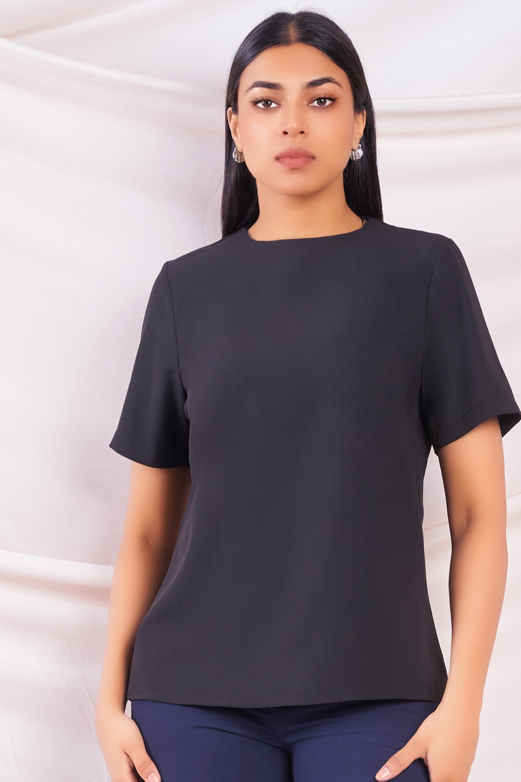 Black Loose-Fitting Shirt