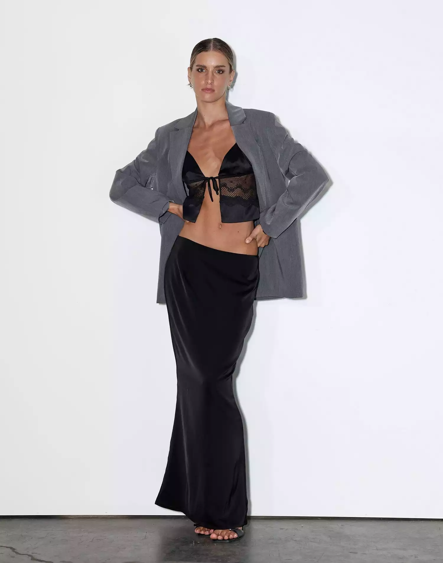 Black Maxi Skirt - Viviana