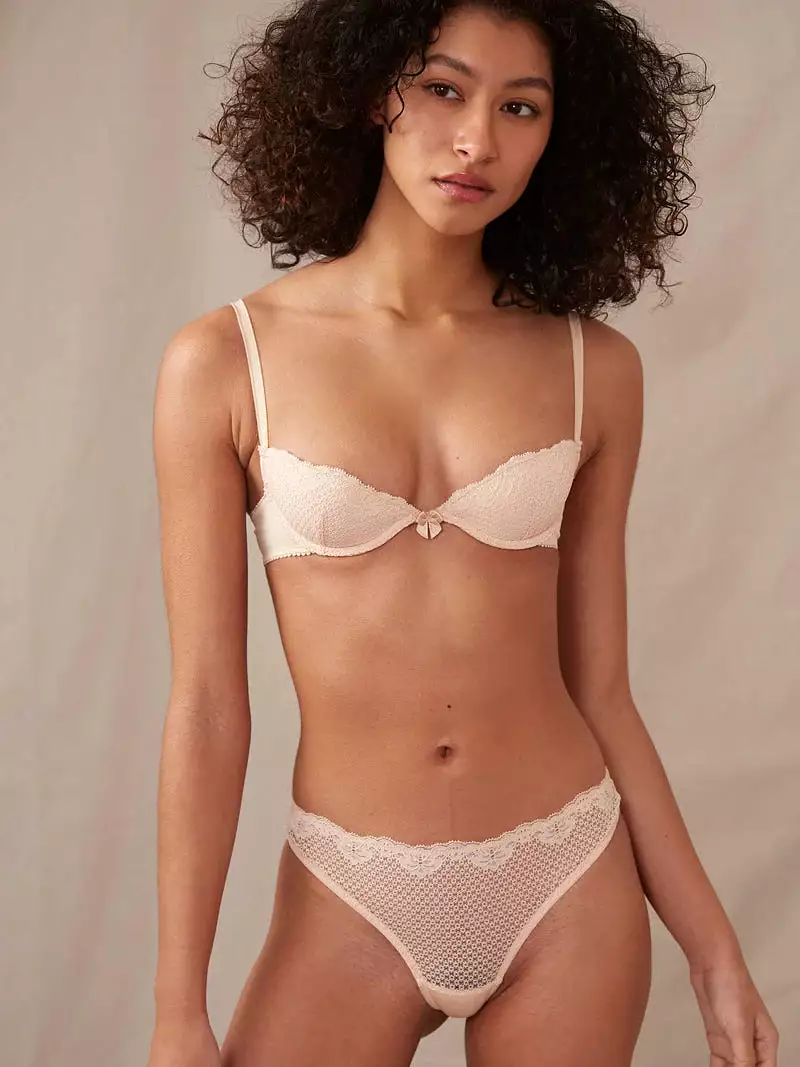 Demi Bra in Nude with Padded Lace Duet