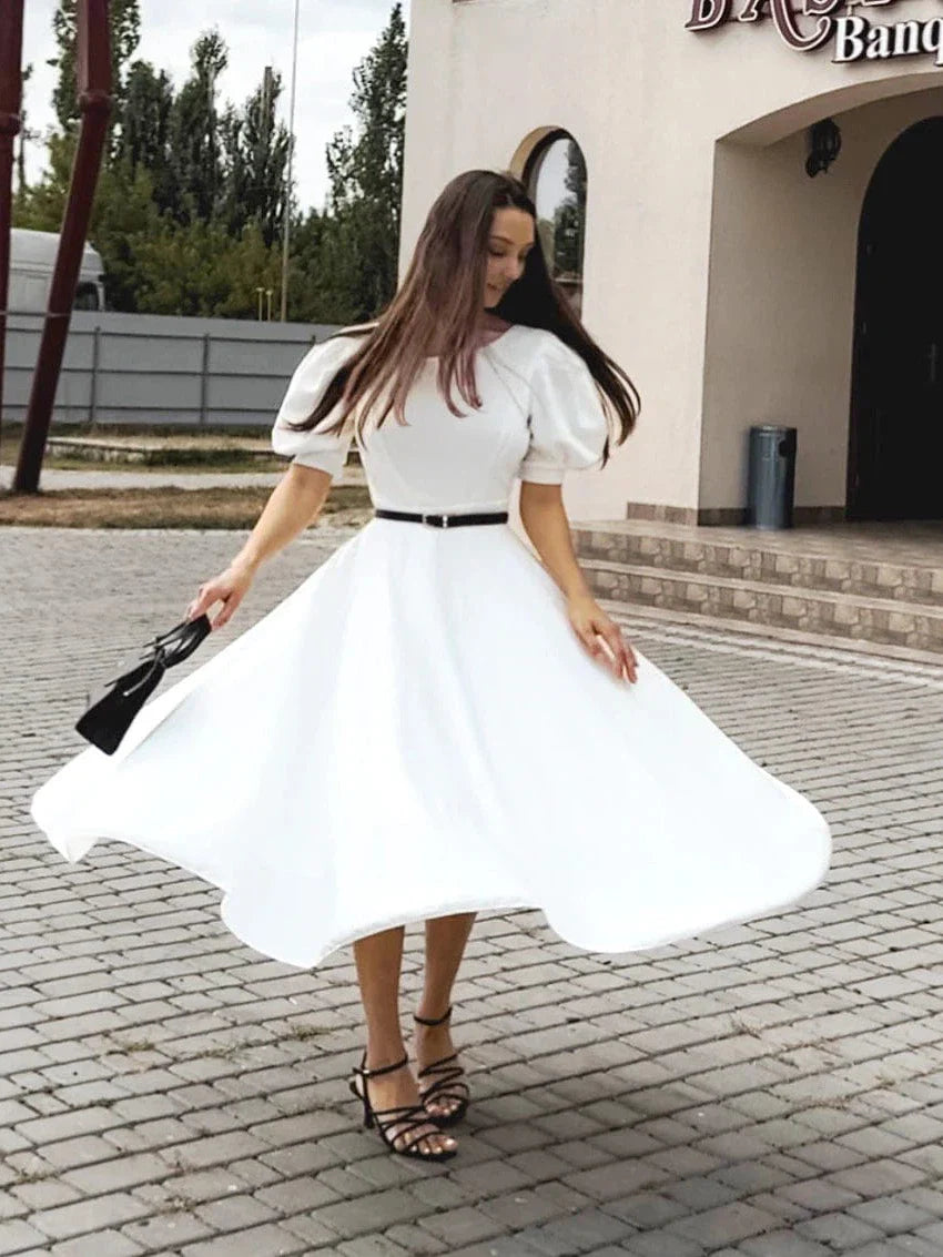 Elegant Backless Swing Dress for Women with Short Sleeves and Crew Neck