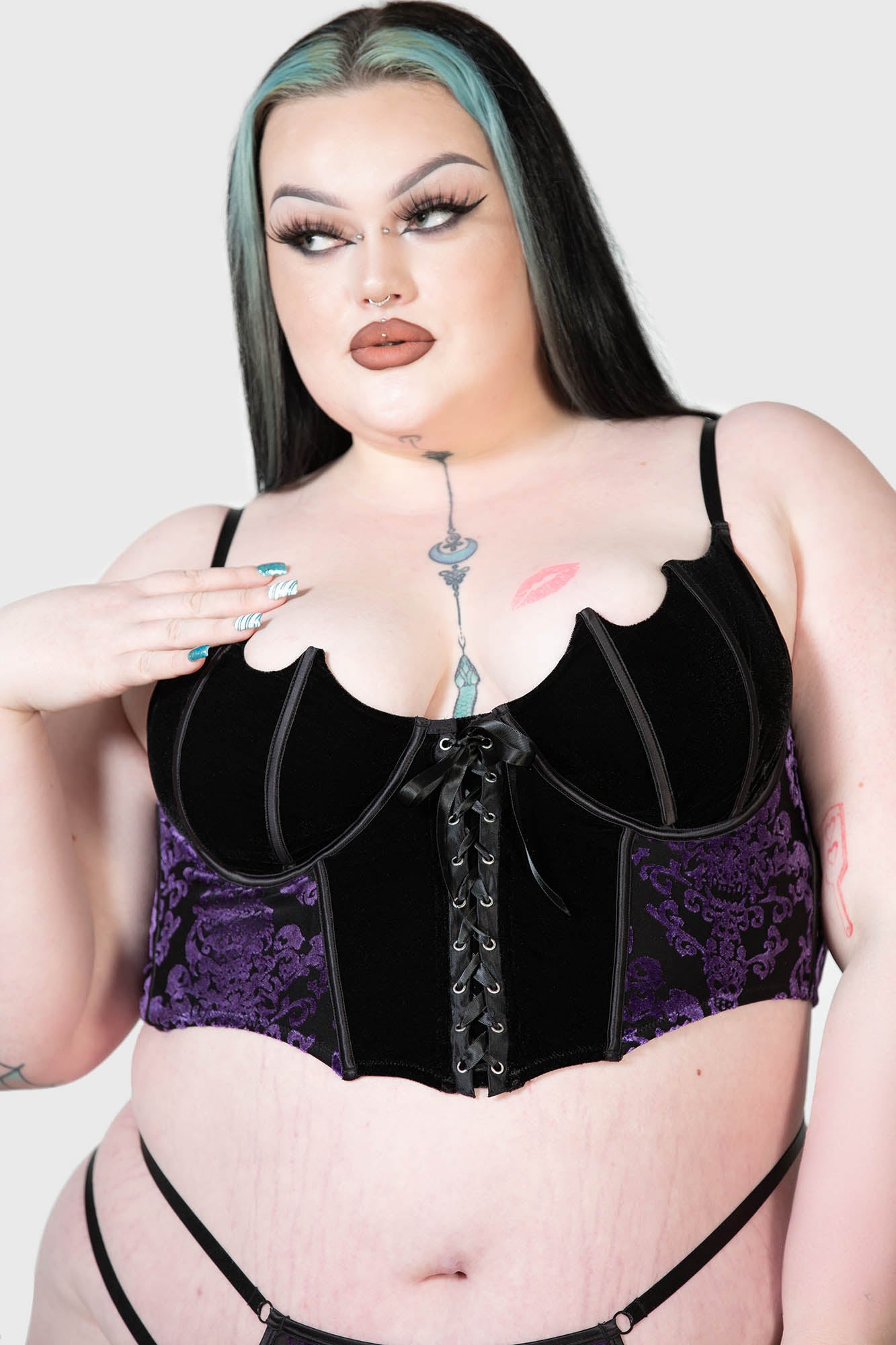 Fang Burnout Velvet Plus Size Bustier