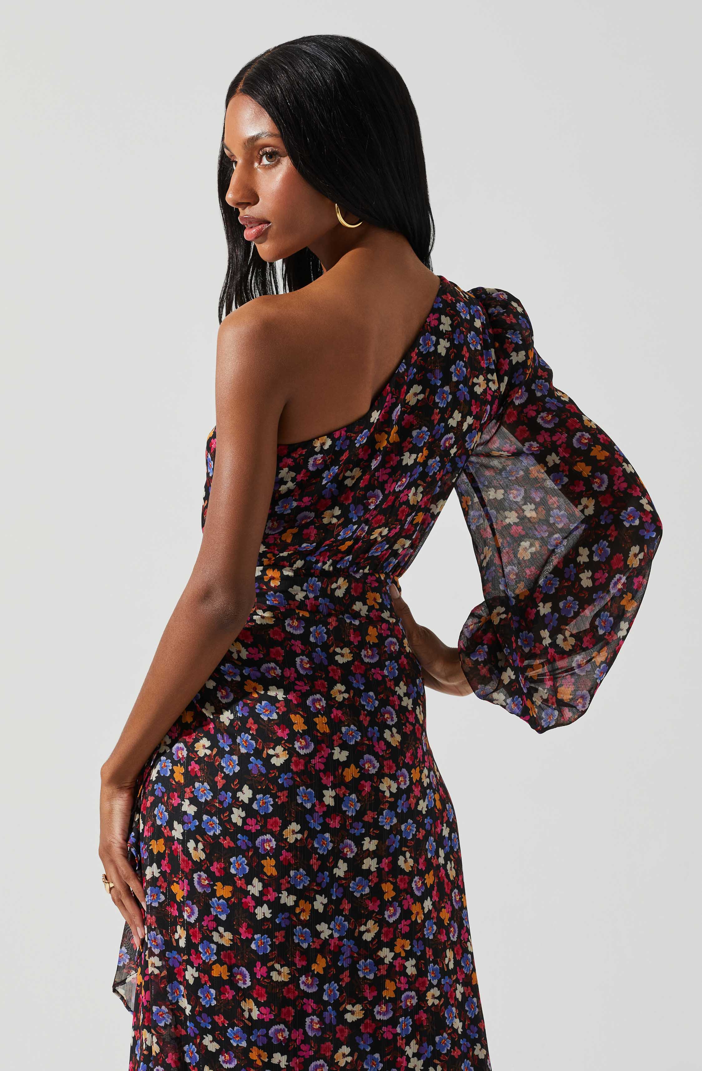 Floral One Shoulder Midi Dress by Calista