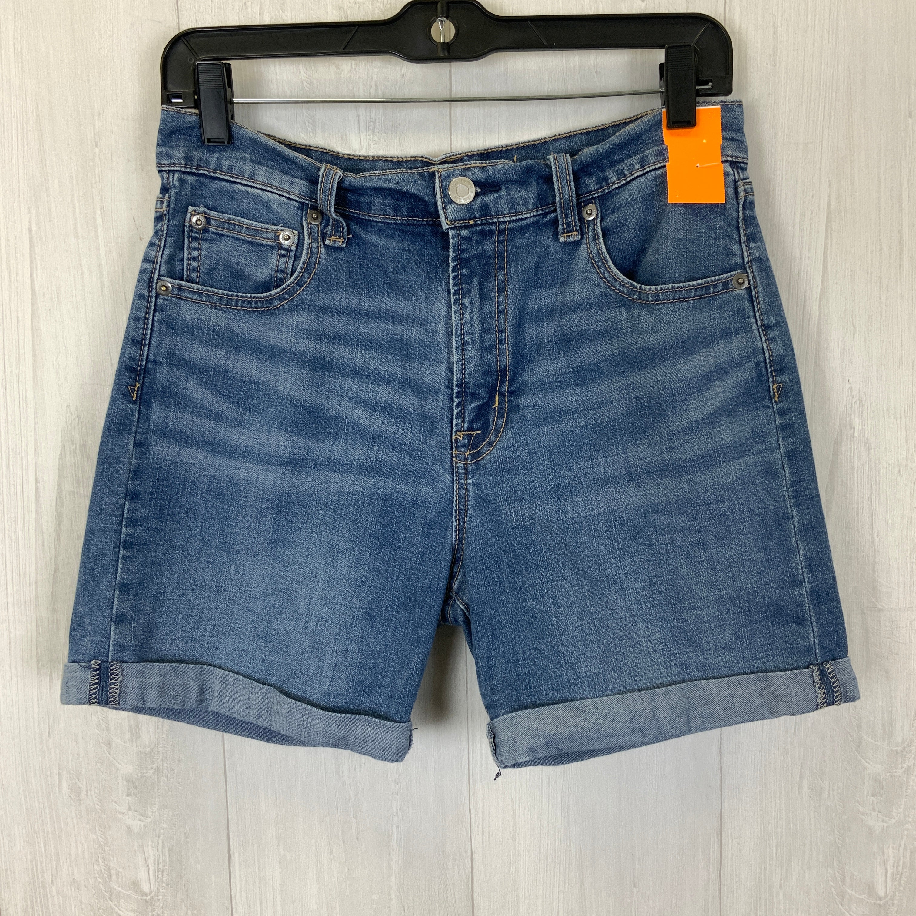 Gap Shorts Size 2 - Buy Now - Free Shipping - Limited Stock