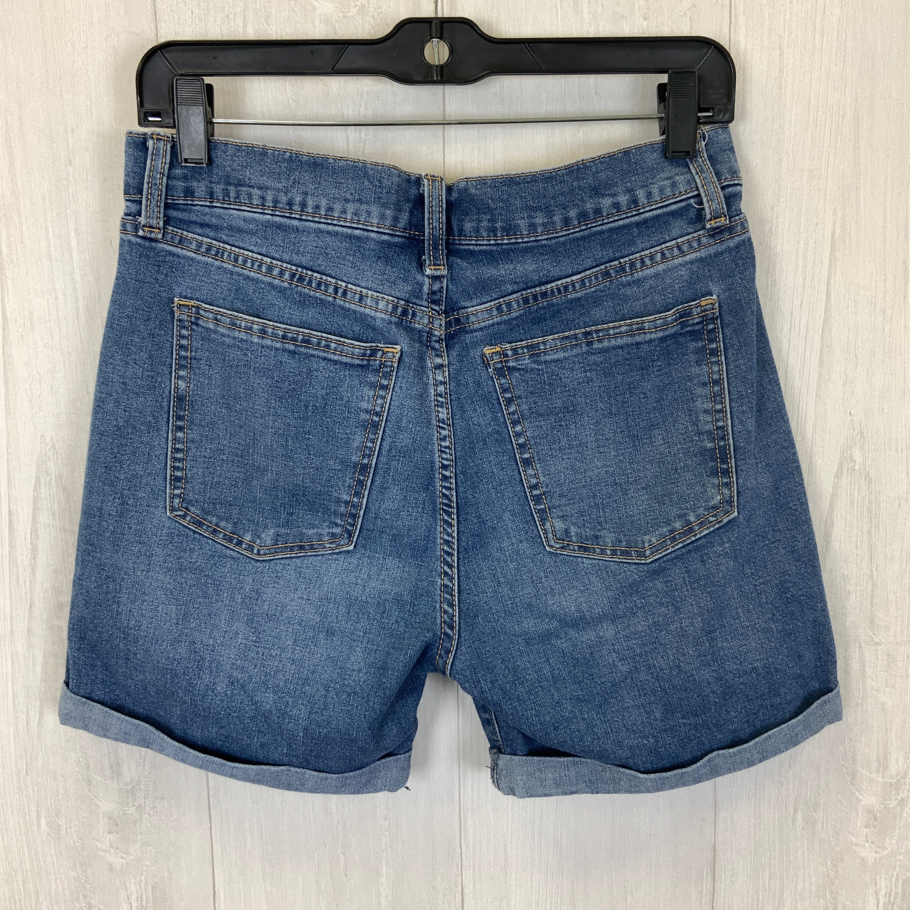 Gap Shorts Size 2 - Buy Now - Free Shipping - Limited Stock