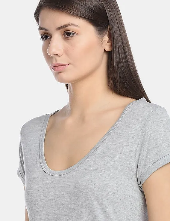 GAP Grey Short Sleeve Roll Tee Women