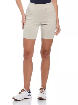 Golf shorts for women that are easy to pull on.