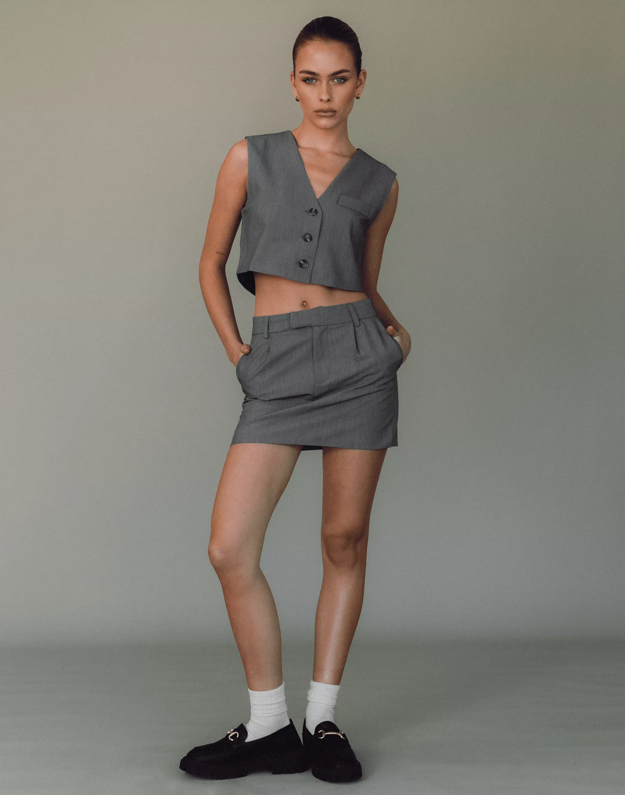 Grey Mini Skirt: Sidewalk's Stylish & Trendy Option