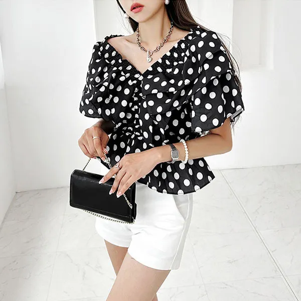 Gumzzi Casual Short Sleeve Shirts and Blouses in Dots Style