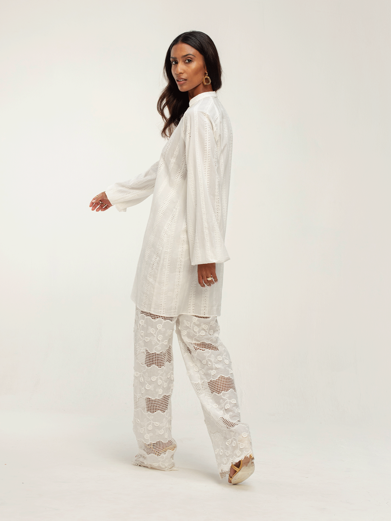 Ika Oversized Shirt - Bea Blanc Google SEO