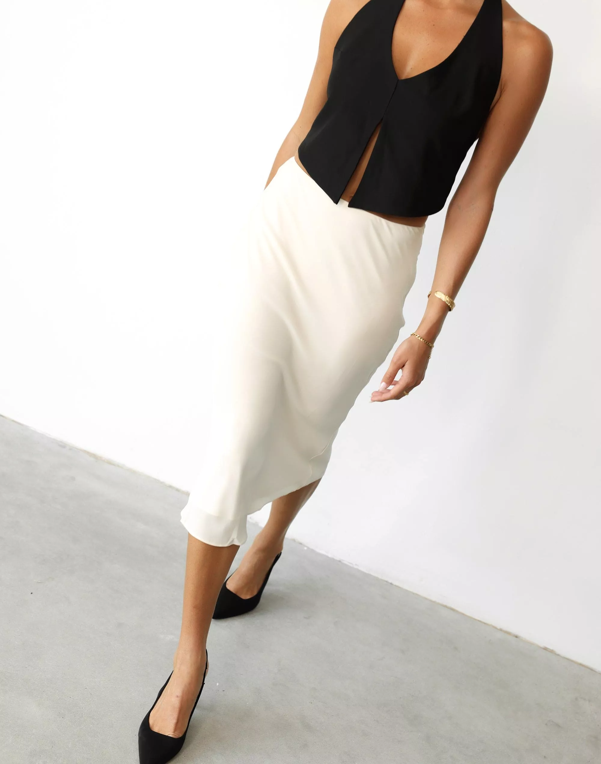 Isla Midi Skirt Oat - Shop Now