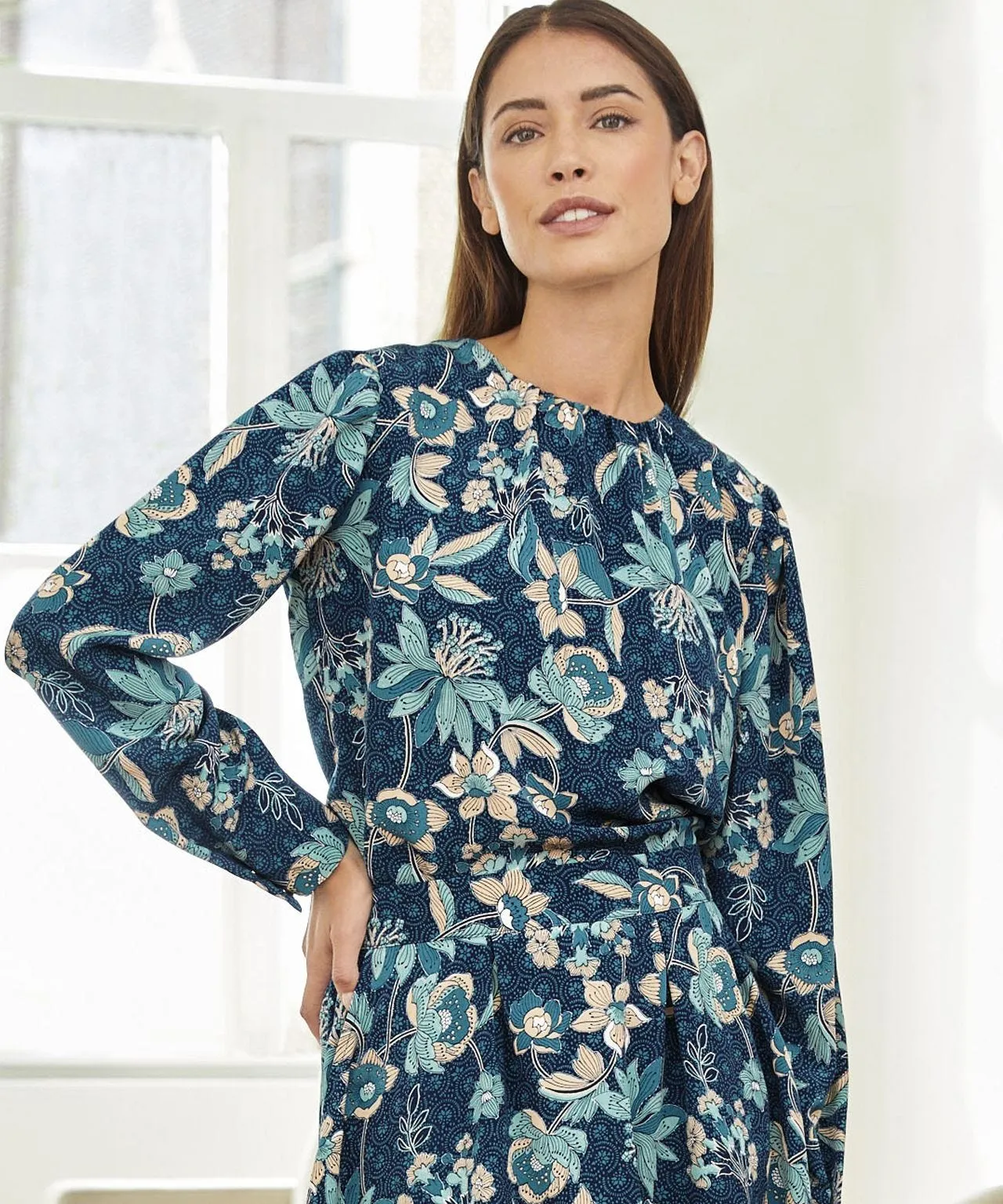 Printed Long-Sleeved Blouse with Neck Detail