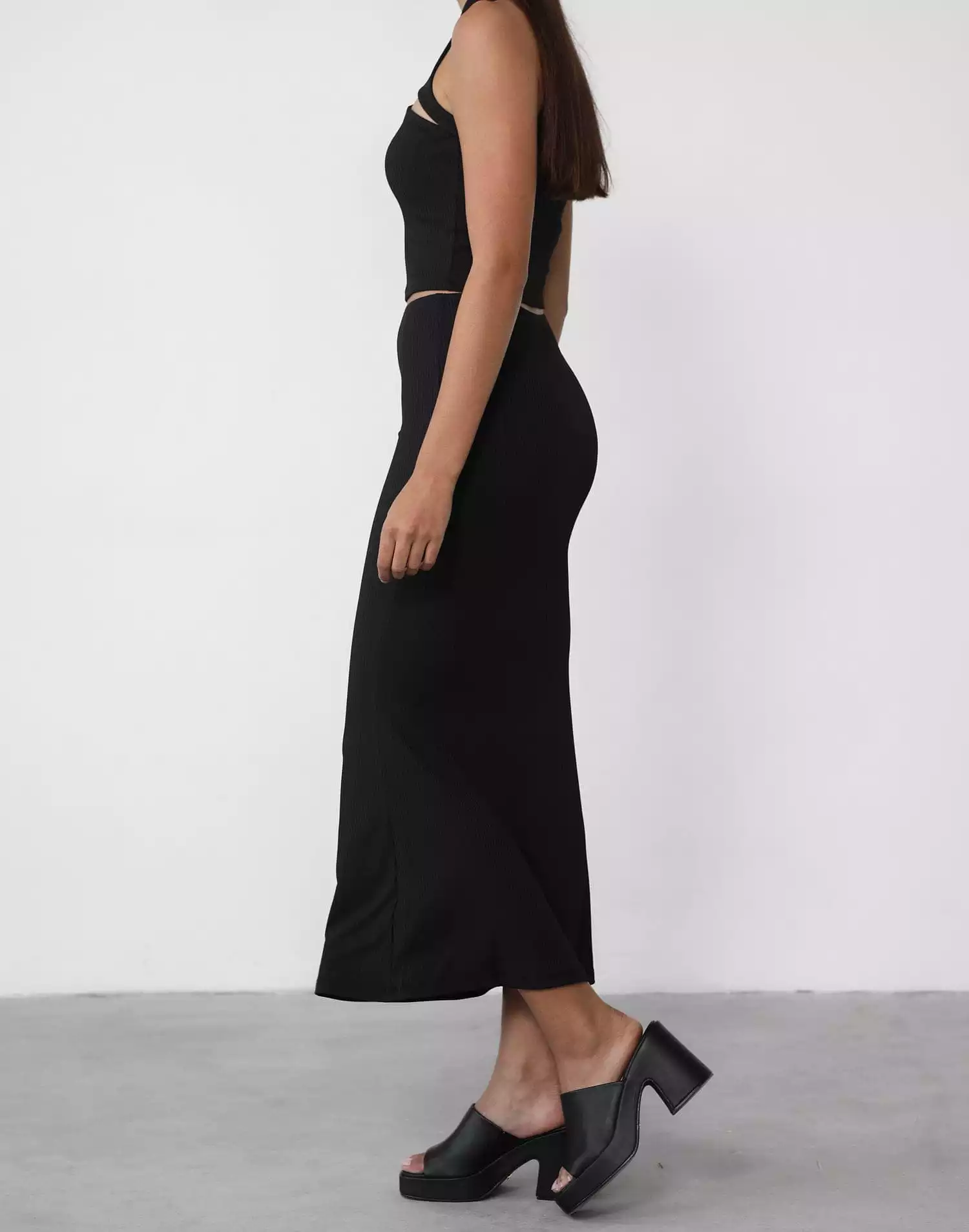 Midi Skirt - Black - Inferno