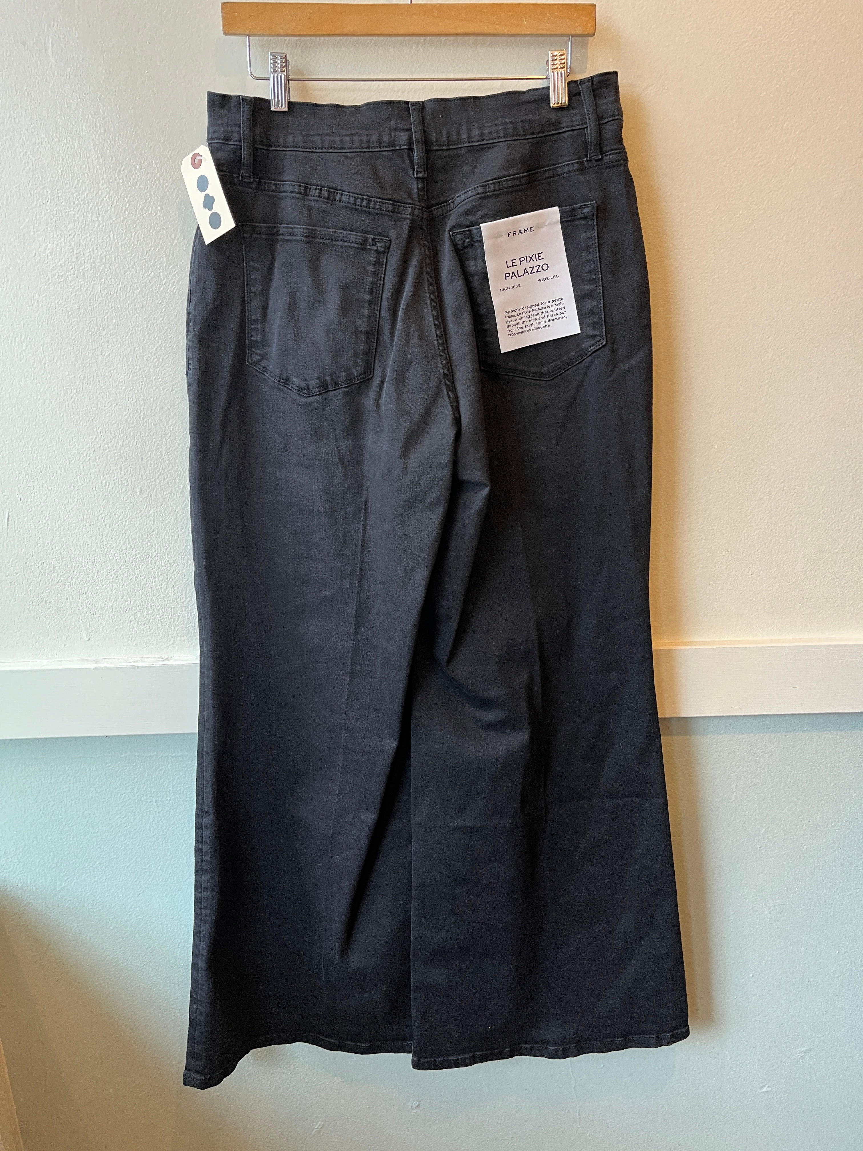 NWT 31 Jeans Size Frame - Buy Now!