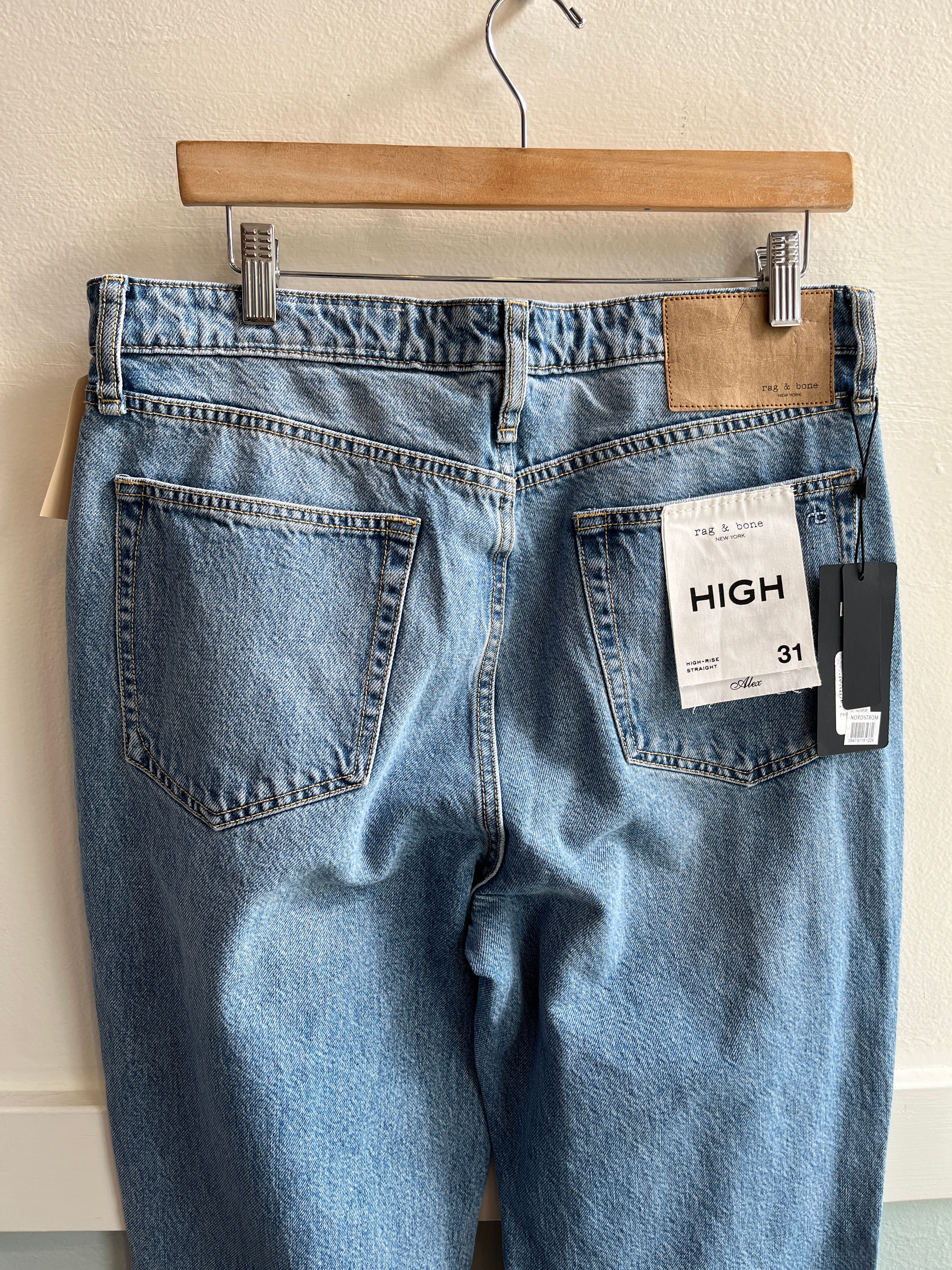 NWT Rag Bone Size 31 Denim Jeans