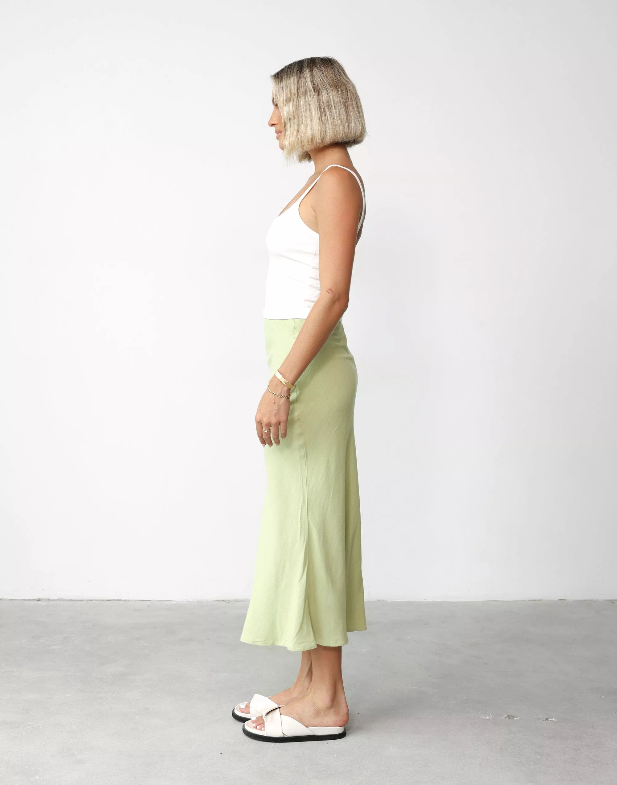 Rosemaria Midi Skirt for Apple-Shaped Body - Buy Now!