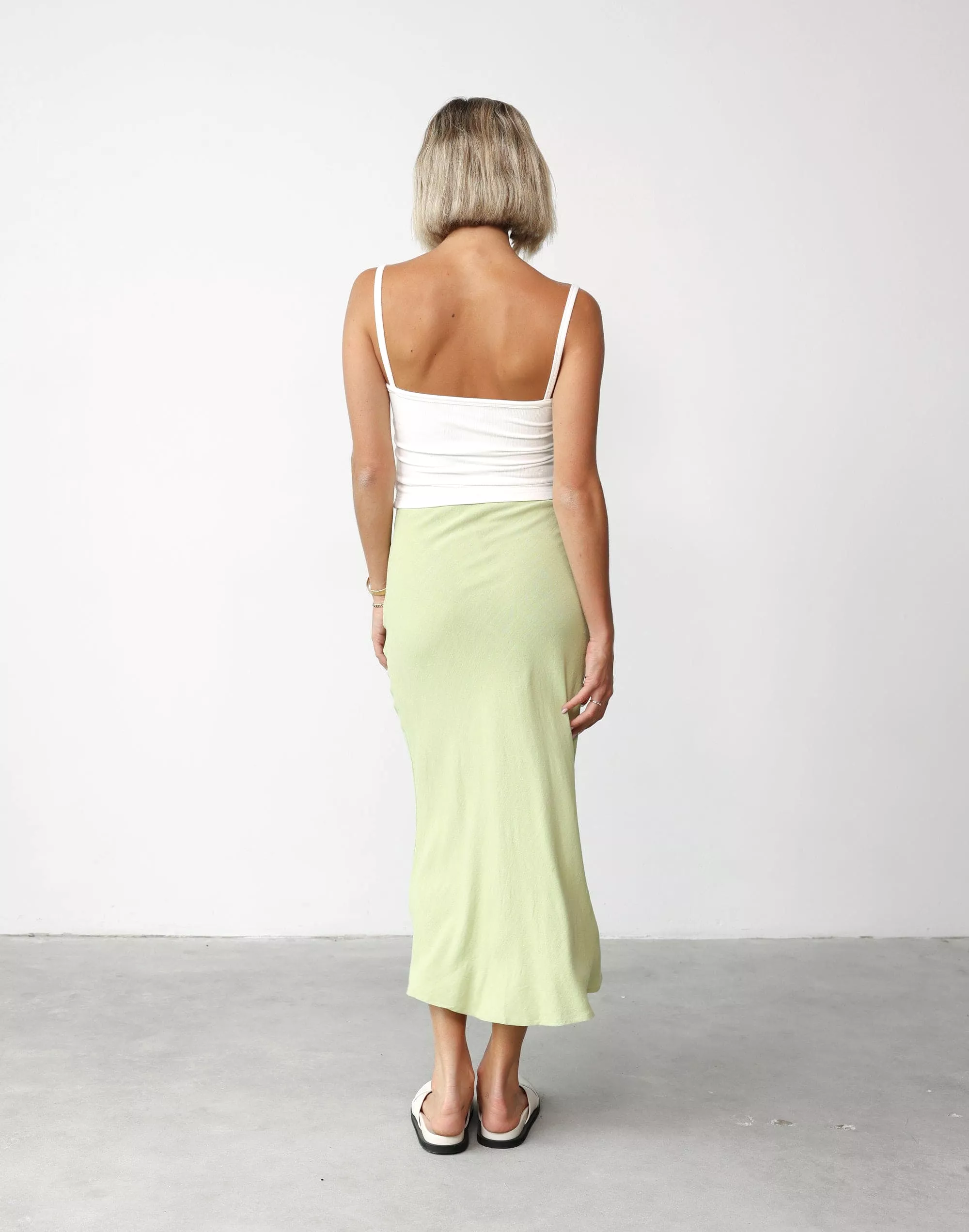 Rosemaria Midi Skirt for Apple-Shaped Body - Buy Now!