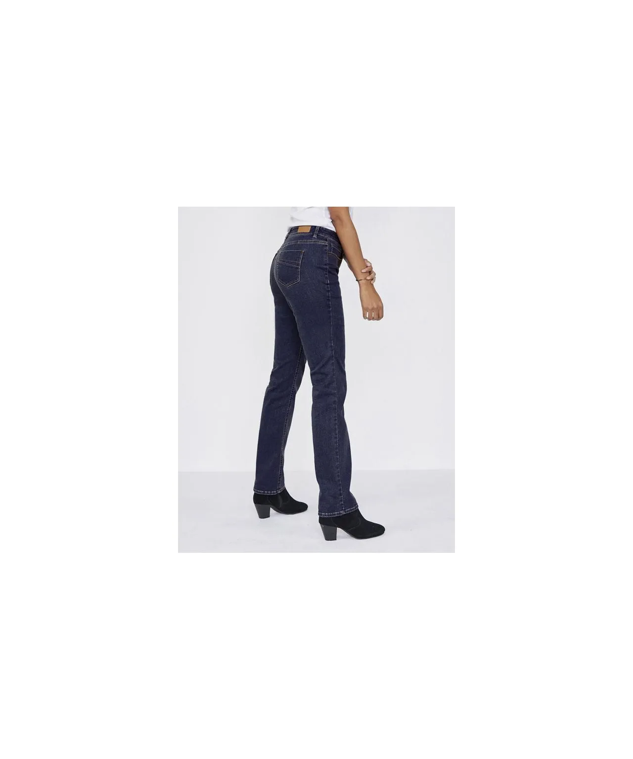 Stretch Straight-leg Jeans for Perfect Fit