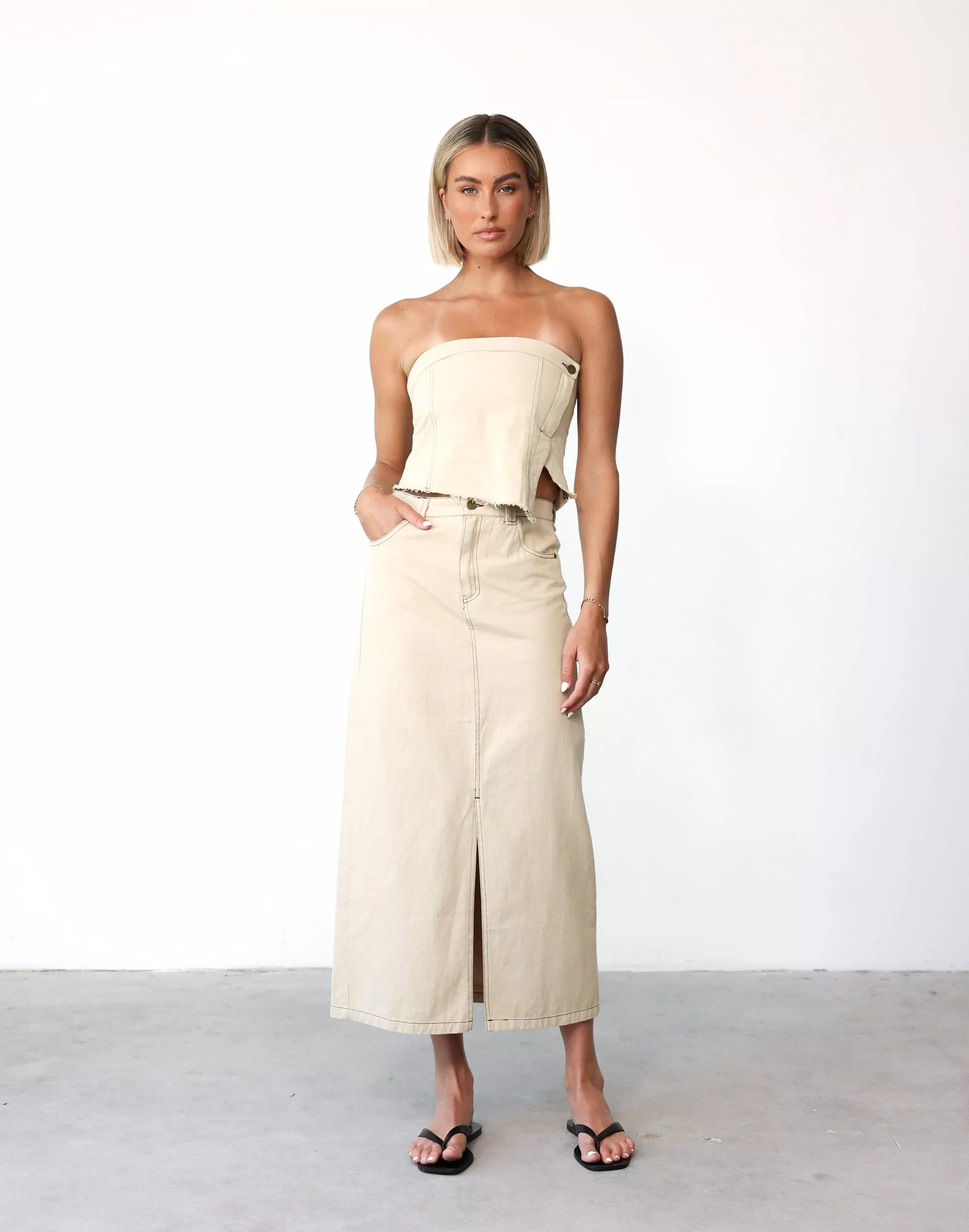 Shrina Beige Maxi Skirt