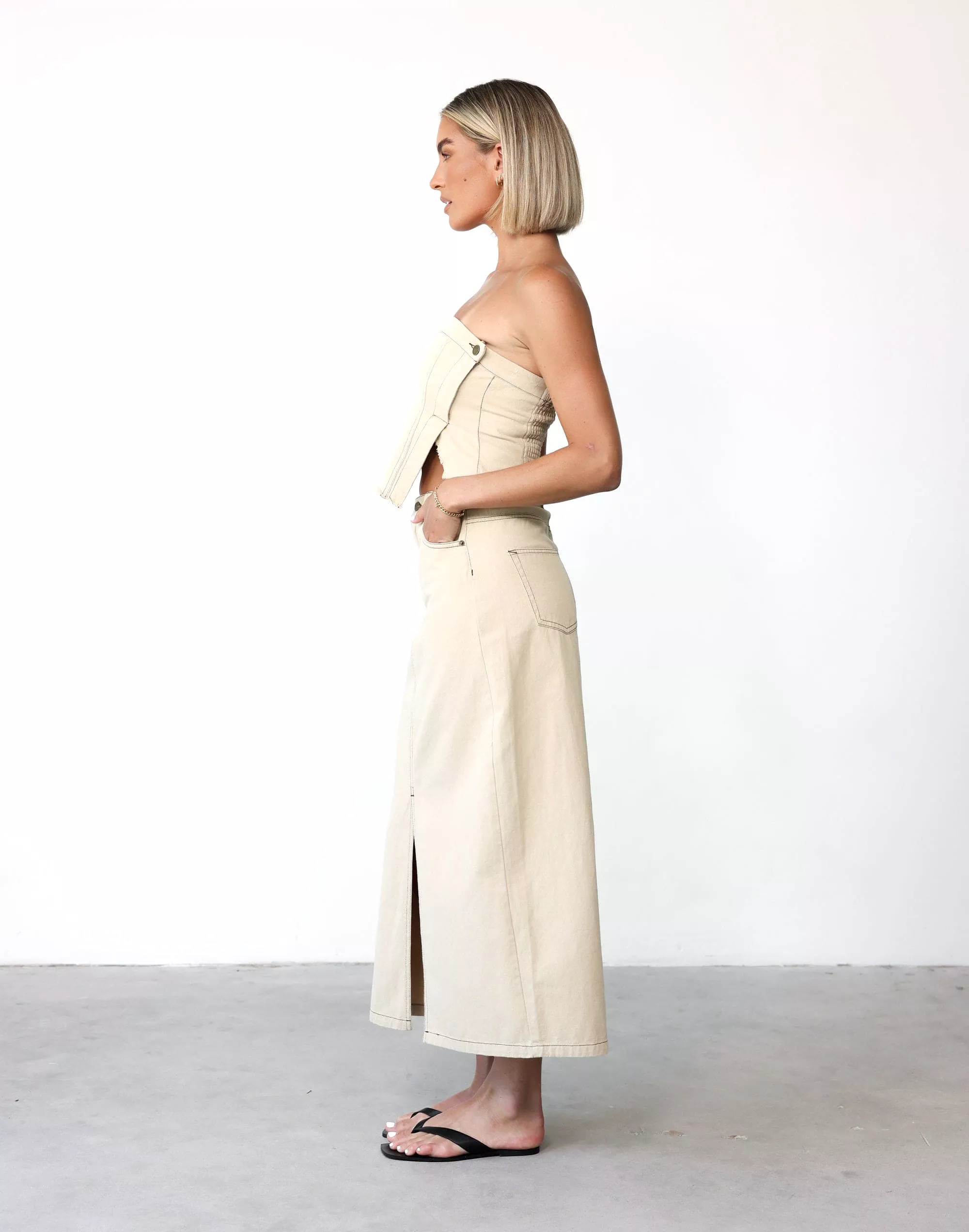 Shrina Beige Maxi Skirt