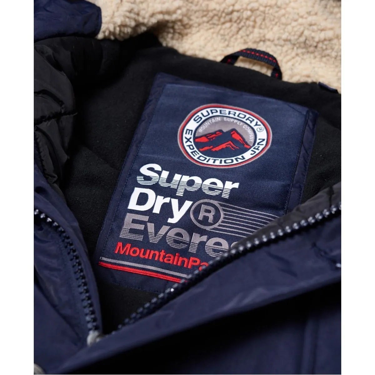 Superdry Men's Hooded Everest Puffer Jacket in Navy Blue