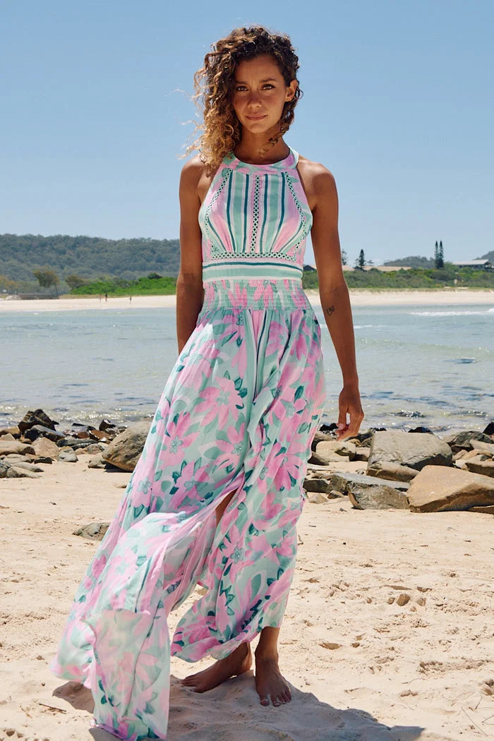 Voyage Collection Maxi Dress: Unending Summer Style