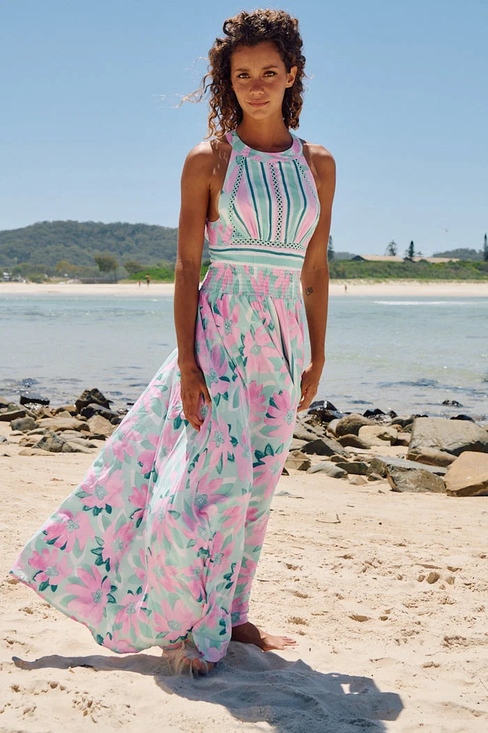 Voyage Collection Maxi Dress: Unending Summer Style