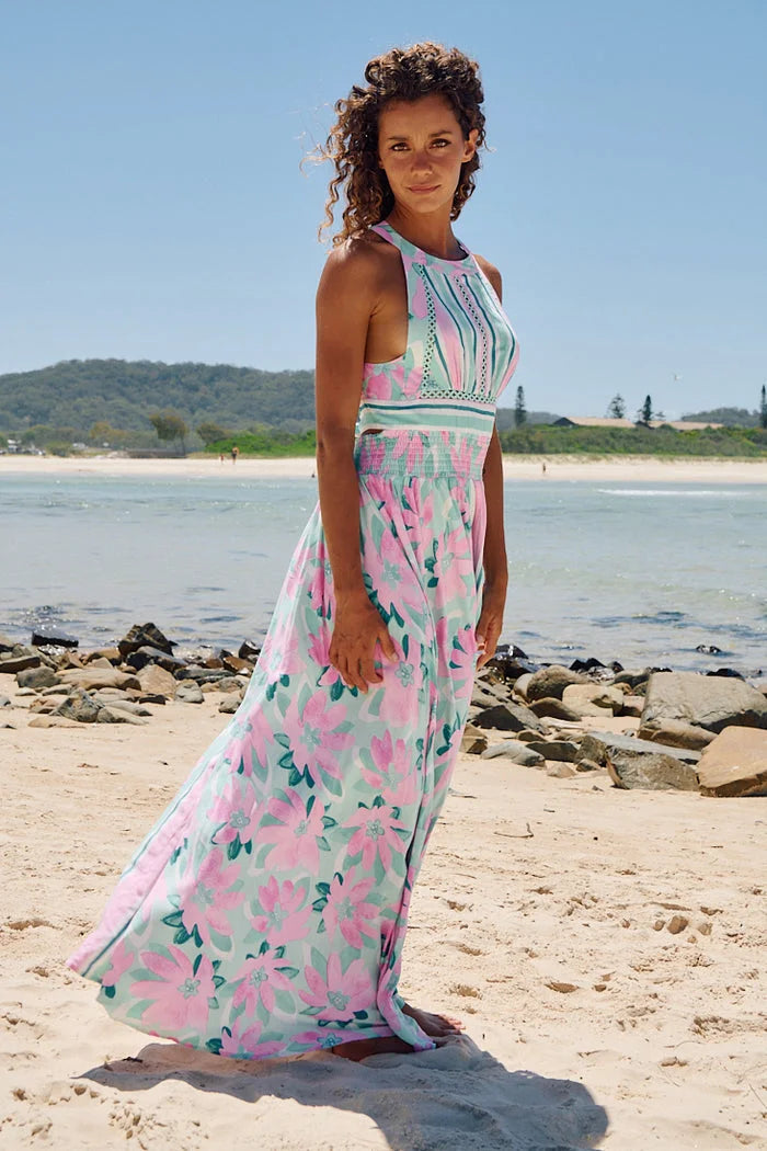 Voyage Collection Maxi Dress: Unending Summer Style