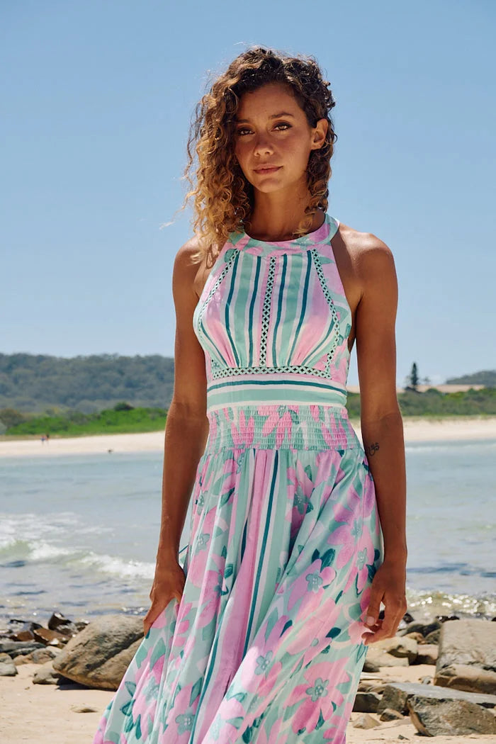 Voyage Collection Maxi Dress: Unending Summer Style