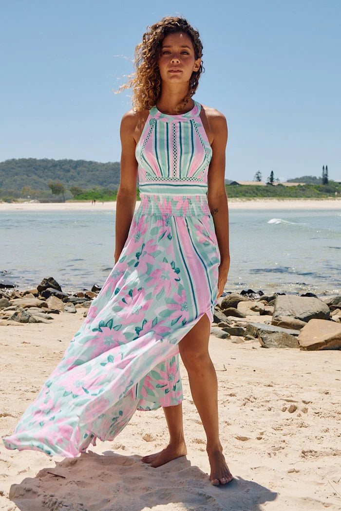 Voyage Collection Maxi Dress: Unending Summer Style